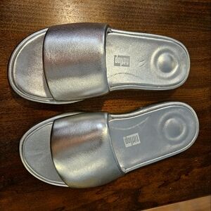 FitFlop Slide, Size 8, Silver